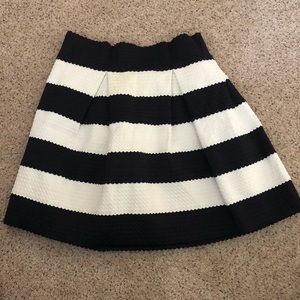 Ginger G skirt, size Medium, NWOT